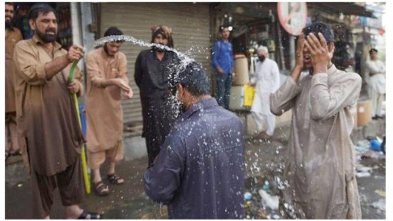 Karachiites may face “very hot” weather today: PMD