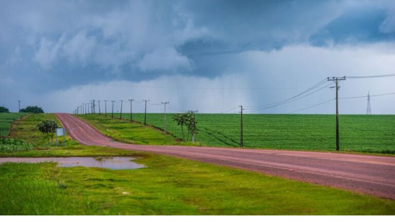 Humidity and Electricity